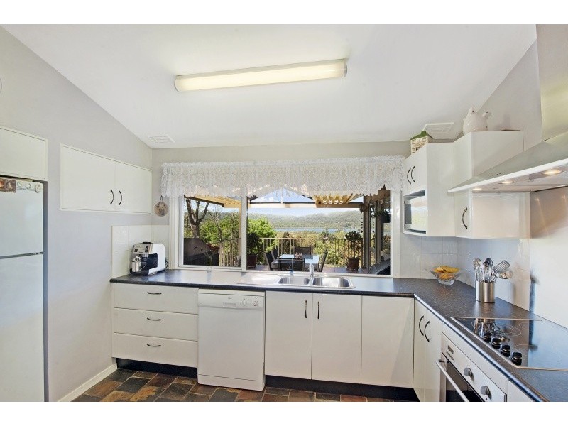 41 Lushington Street, East Gosford NSW 2250