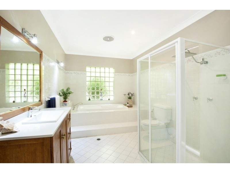 399 The Entrance Rd, Erina Heights NSW 2260