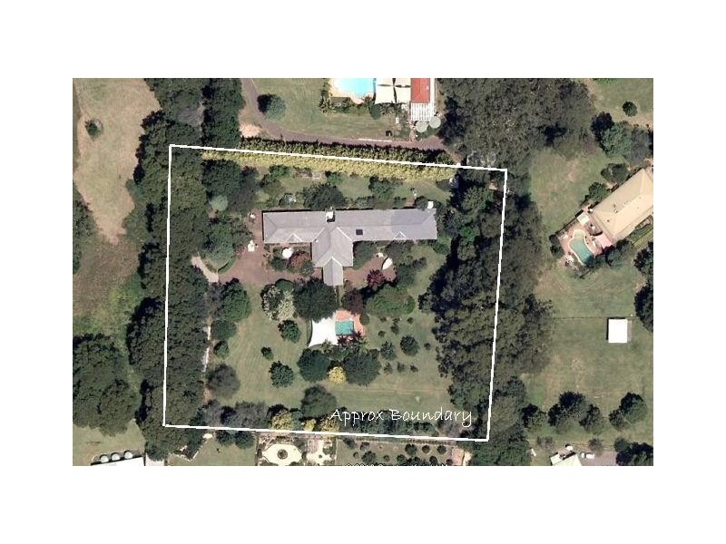 399 The Entrance Rd, Erina Heights NSW 2260