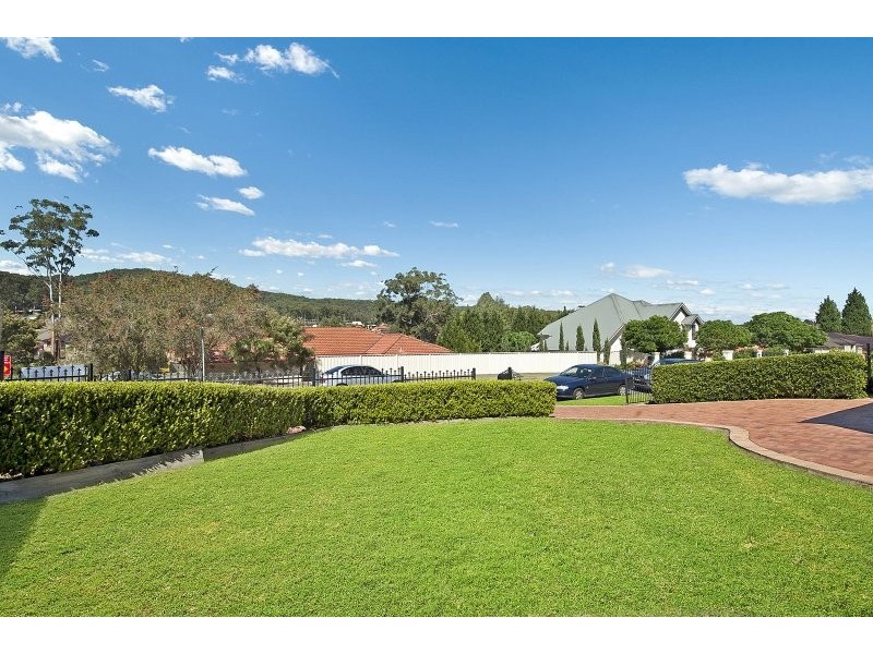 2 Bannister Drive, Erina NSW 2250
