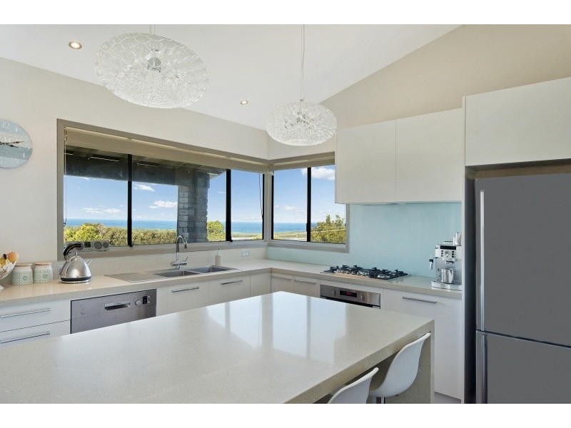 58 Aldinga Drive, Wamberal NSW 2260