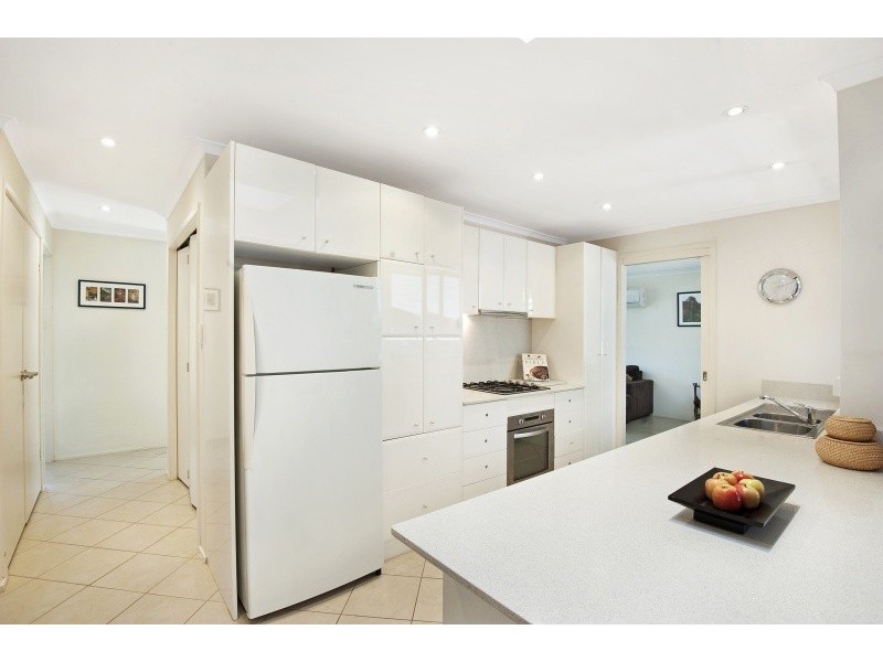 26 Calantha Drive, Wyoming NSW 2250