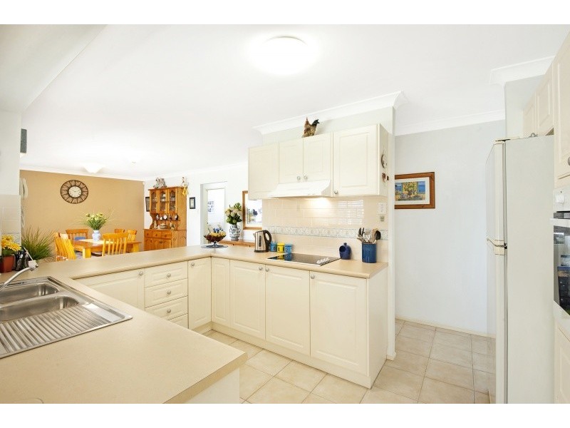 8 Applegum Close, Erina NSW 2250