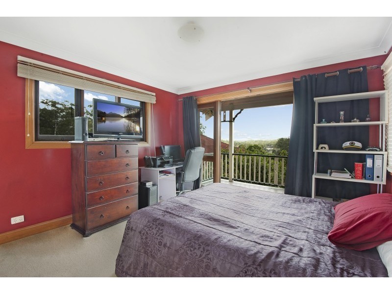 8 Aires Close, Erina NSW 2250