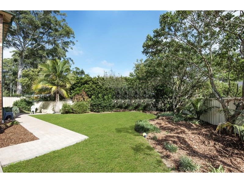 8 Aires Close, Erina NSW 2250