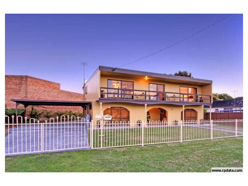 11 Venice Street, Long Jetty NSW 2261