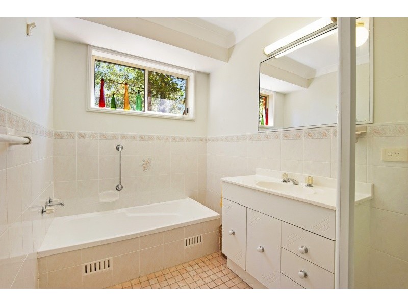 2/19 Charles Kay Drive, Terrigal NSW 2260