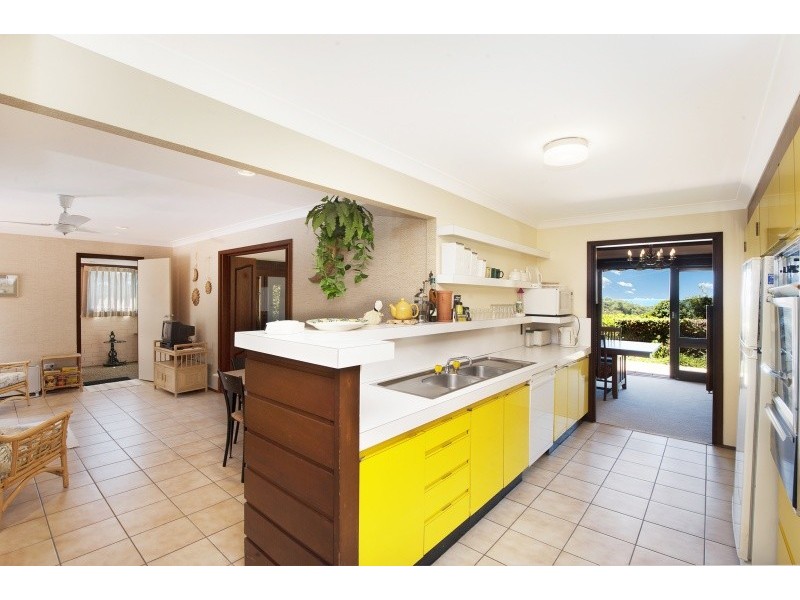 124 Ocean View Drive, Wamberal NSW 2260