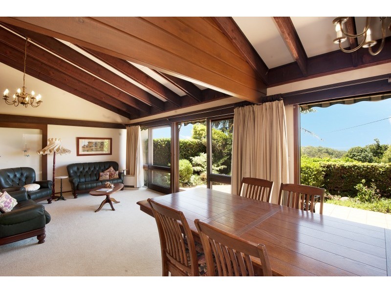 124 Ocean View Drive, Wamberal NSW 2260