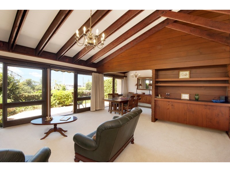 124 Ocean View Drive, Wamberal NSW 2260