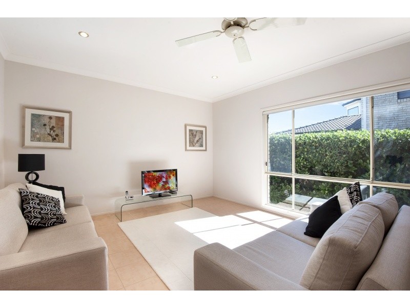 5 Avia Ave, Erina NSW 2250
