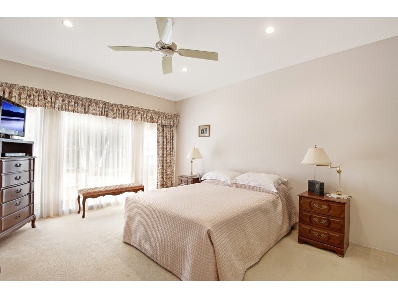 5 Avia Ave, Erina NSW 2250