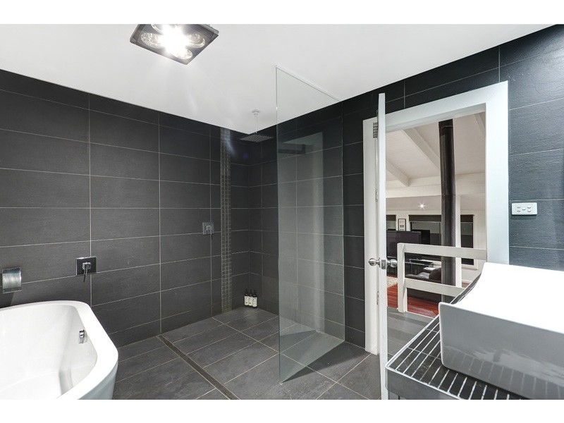 39 Coreen Drive, Wamberal NSW 2260