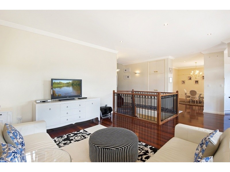 9 Sotherby Ave, Terrigal NSW 2260