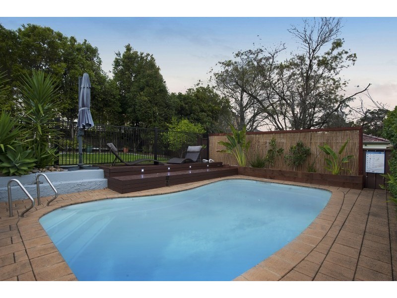 11 Sycamore Avenue, Bateau Bay NSW 2261