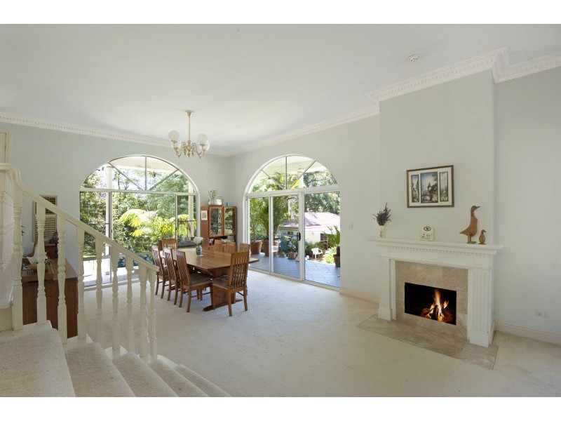 393 The Entrance Road, Erina Heights NSW 2260