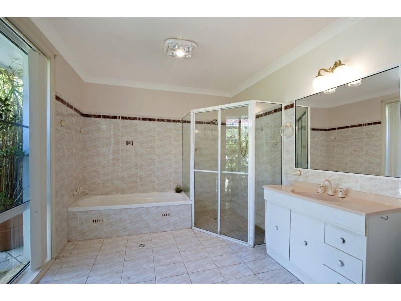 393 The Entrance Road, Erina Heights NSW 2260