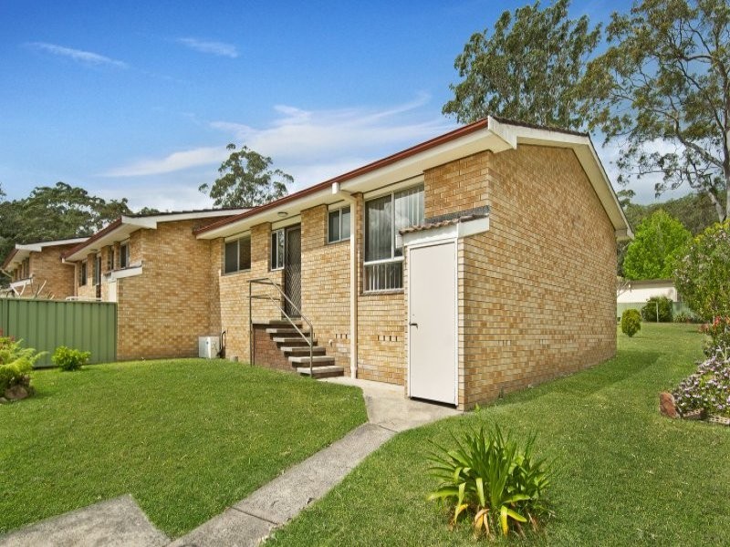 8/4 Kalawarra Road, Wyoming NSW 2250