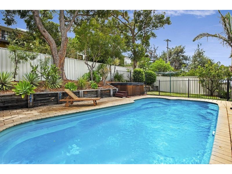 46 Masefield Ave, Bateau Bay NSW 2261