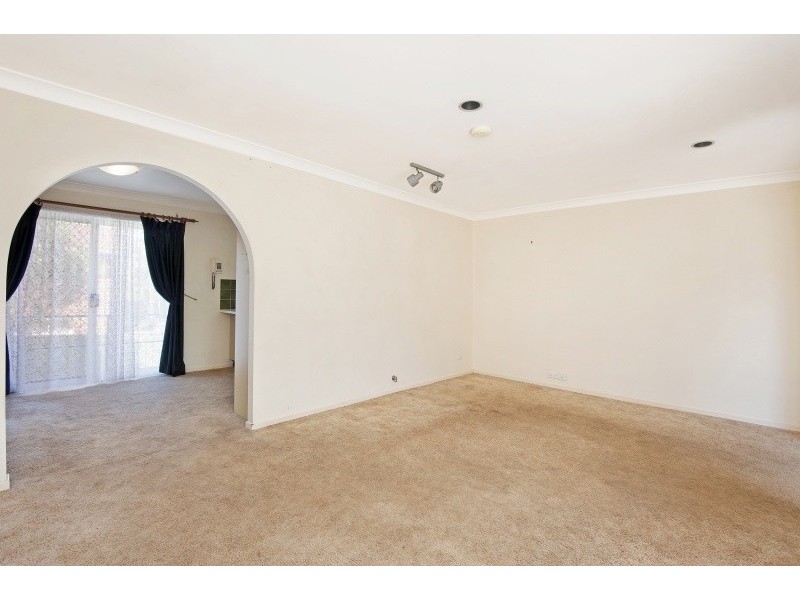 6 Debra Anne Drive, Bateau Bay NSW 2261