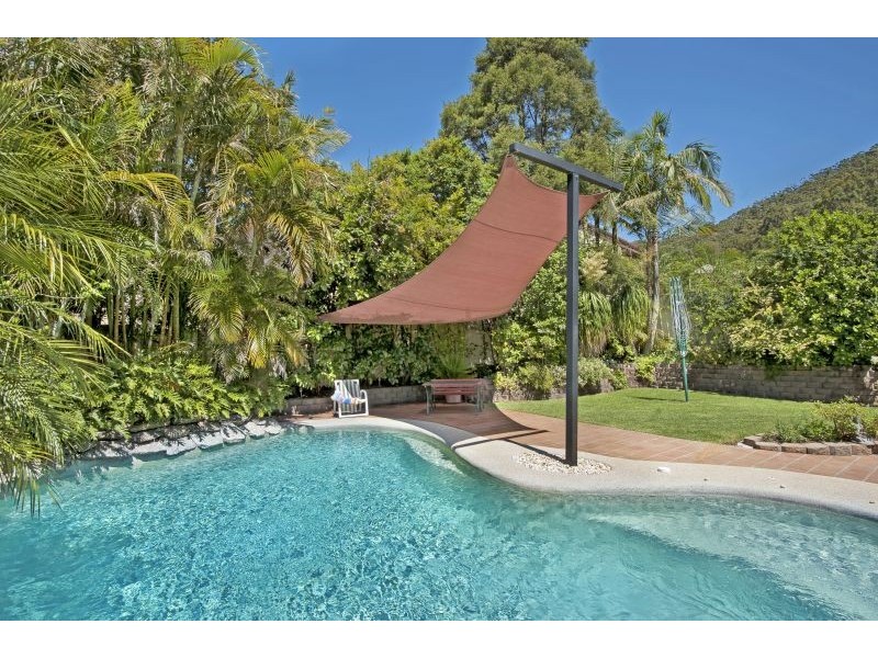 42 Thames Drive, Erina NSW 2250