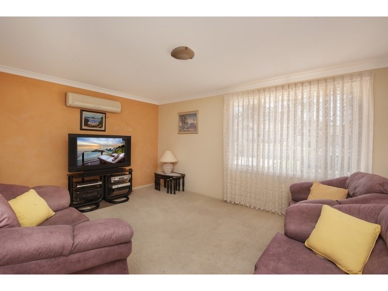 42 Thames Drive, Erina NSW 2250