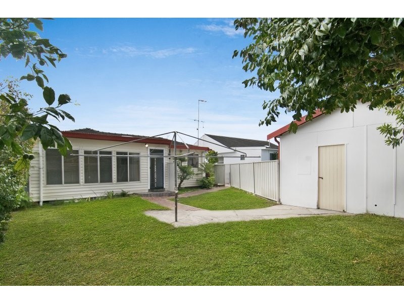 20 Glenavon Street, Toukley NSW 2263