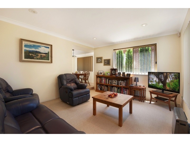 4 Tyne Close, Erina NSW 2250