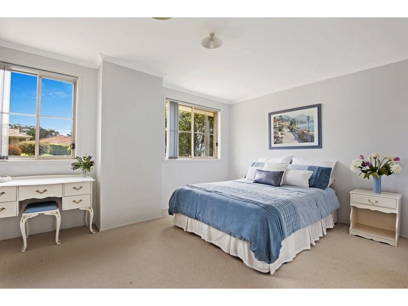 1 Thames Drive, Erina NSW 2250