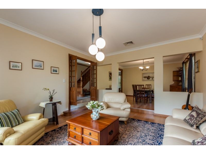 4 Pembroke Court, Terrigal NSW 2260