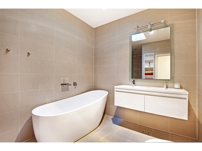 24 Old Gosford Road, Wamberal NSW 2260