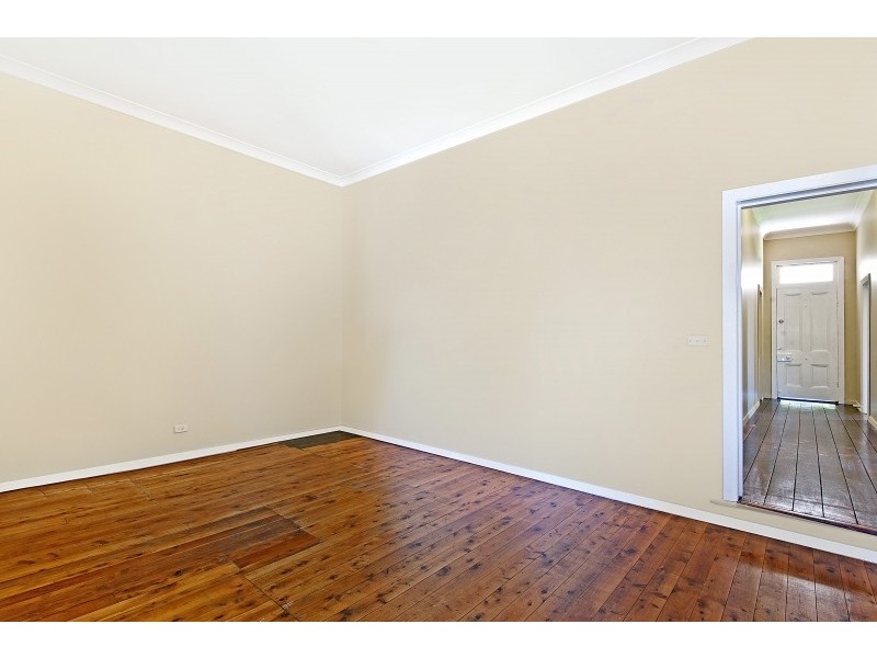 39 York Street, East Gosford NSW 2250