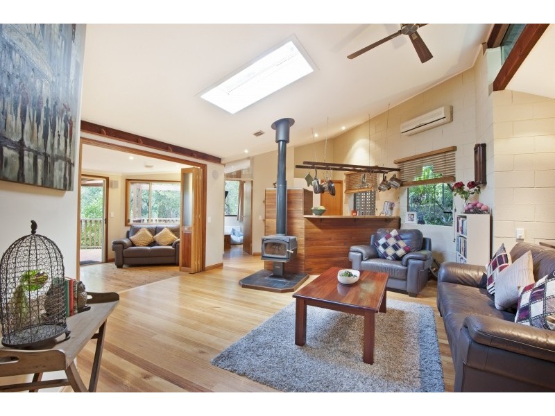 2/13 King Street, Ourimbah NSW 2258