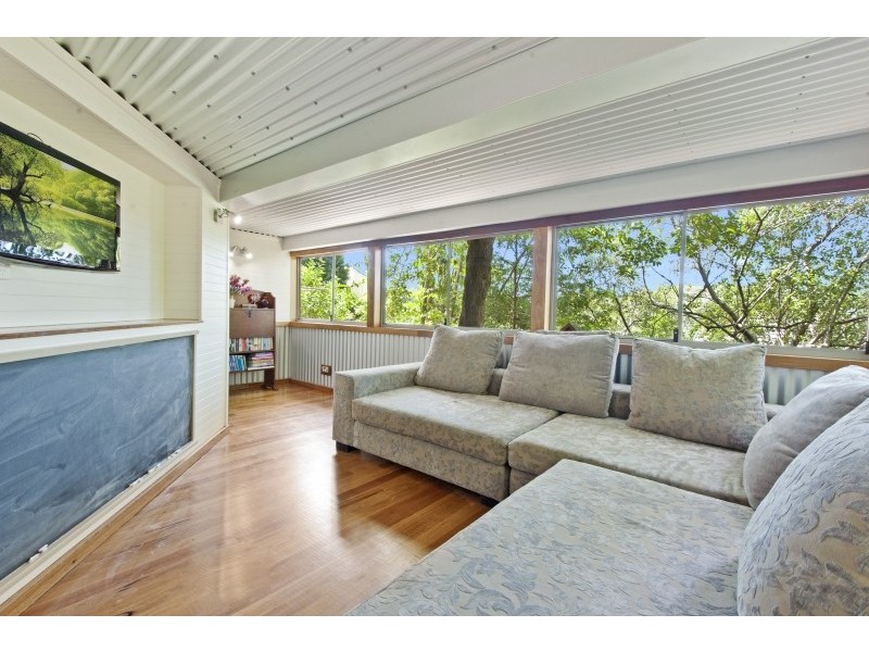 2/13 King Street, Ourimbah NSW 2258