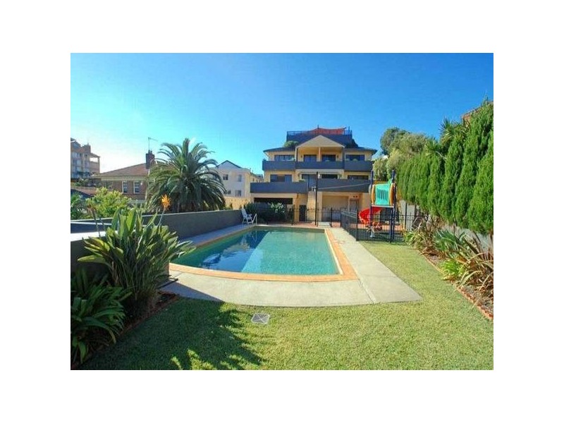 Terrigal Esplanade, Terrigal NSW 2260