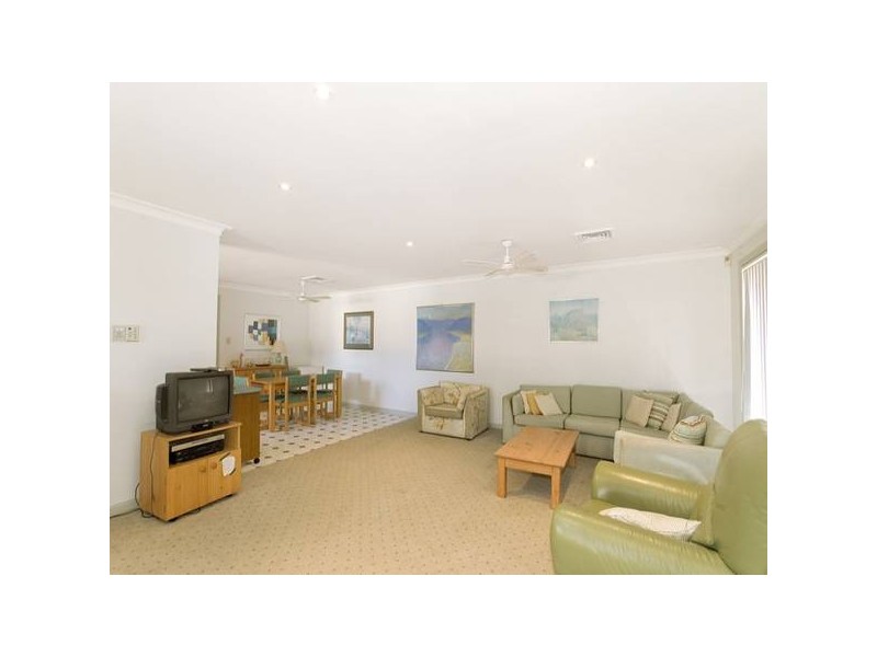 1/37 Ocean Street, North Avoca NSW 2260