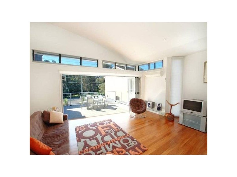 2/240 Terrigal Drive, Terrigal NSW 2260