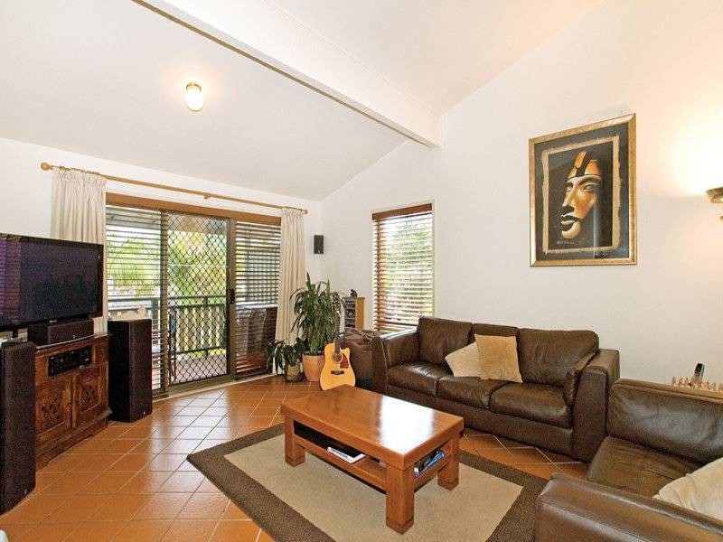 19 Raymond Terrace, Terrigal NSW 2260