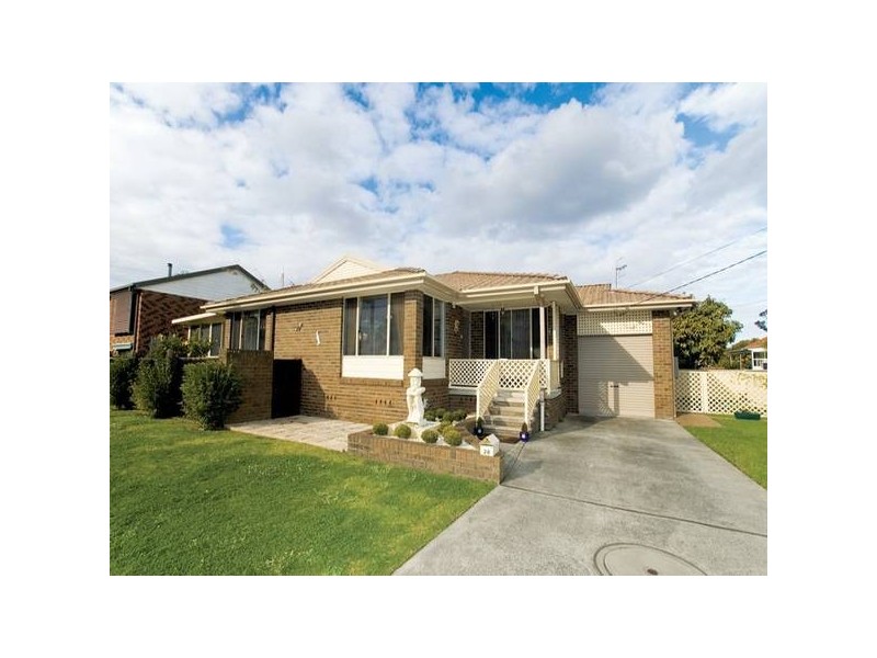28 Moorlan Avenue, Killarney Vale NSW 2261