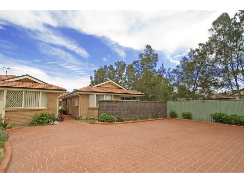 2/13 Hume Boulavade, Killarney Vale NSW 2261