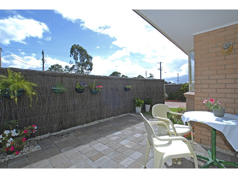 2/13 Hume Boulavade, Killarney Vale NSW 2261