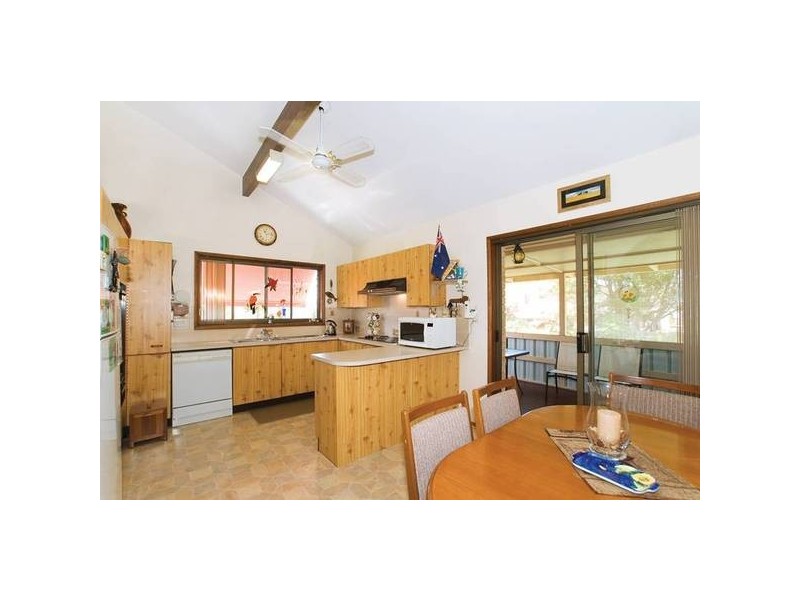 13 Tall Timbers Road, Wamberal NSW 2260