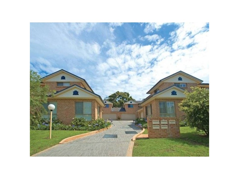 3/10-12 Henley Avenue, Terrigal NSW 2260