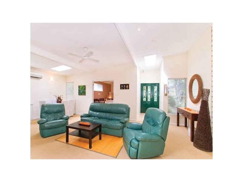 2 Rushby Street, Bateau Bay NSW 2261
