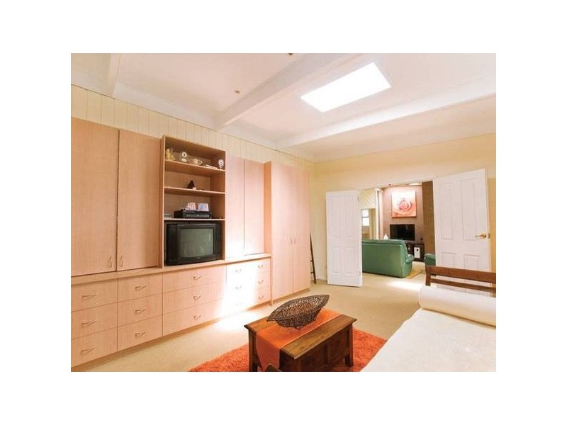 2 Rushby Street, Bateau Bay NSW 2261