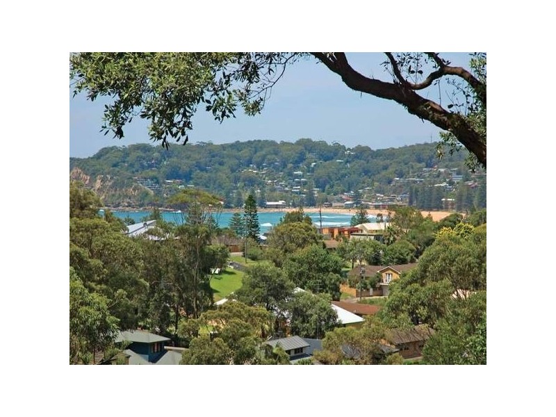 57 Surfrider Avenue, North Avoca NSW 2260