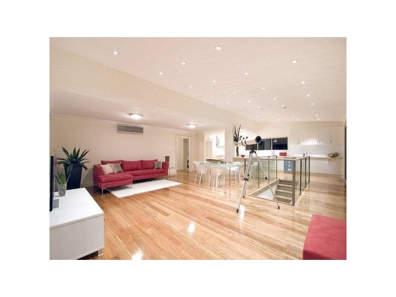 2/1 North Scenic Road, Forresters Beach NSW 2260