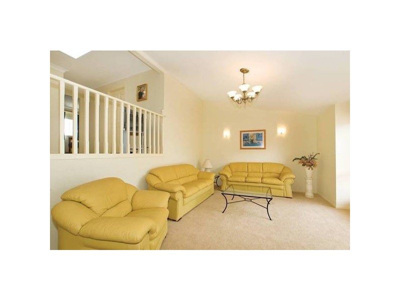 9 Robusta Close, Erina NSW 2250