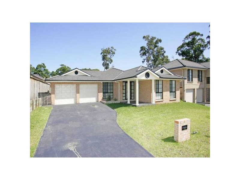 9 Bataan Cct, Bateau Bay NSW 2261