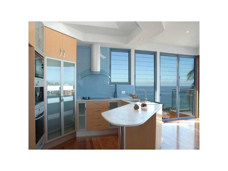 2/20 Barnhill Road, Terrigal NSW 2260